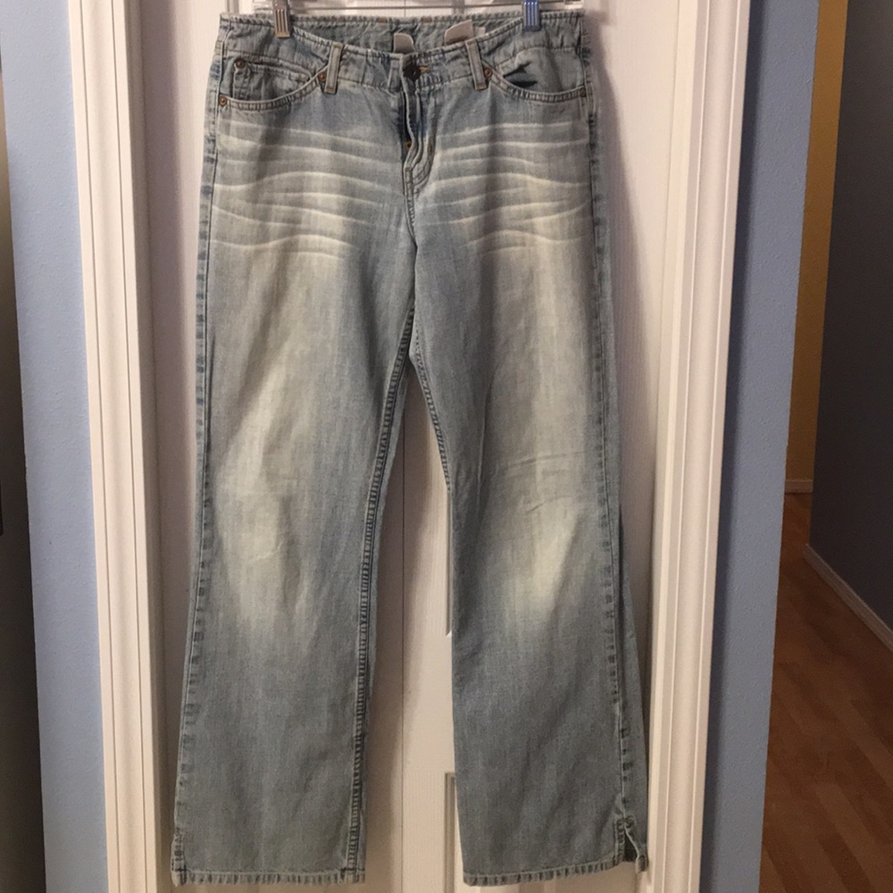 Distressed style, lower rise jeans